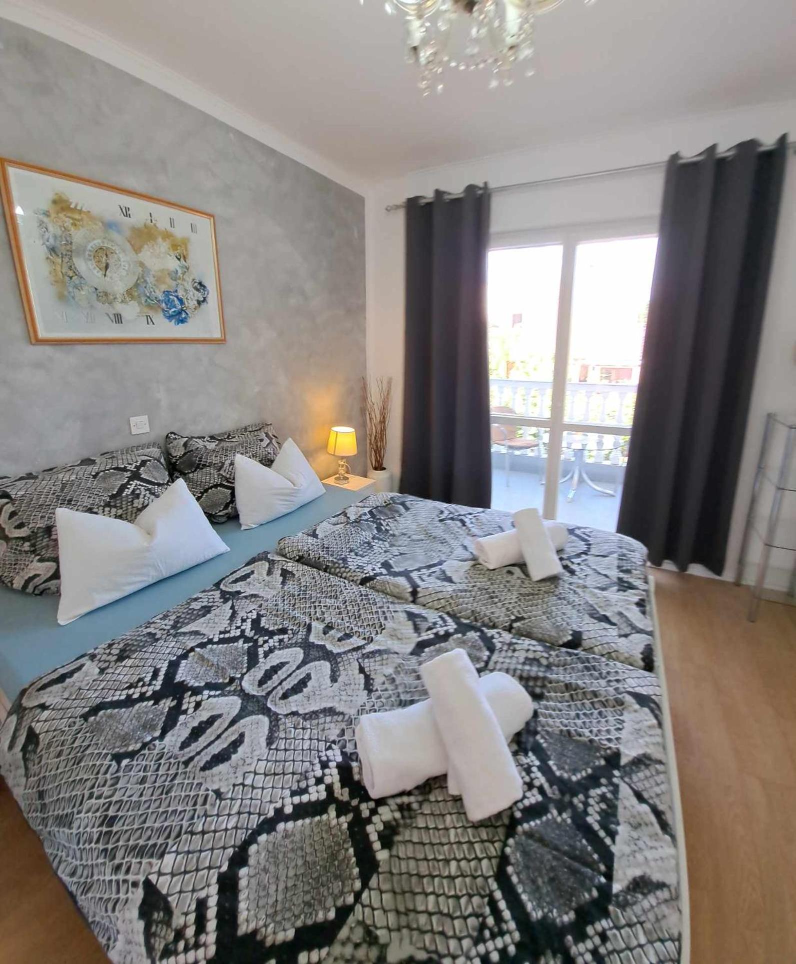 Royal Apartments Sandra Stinjan Luaran gambar